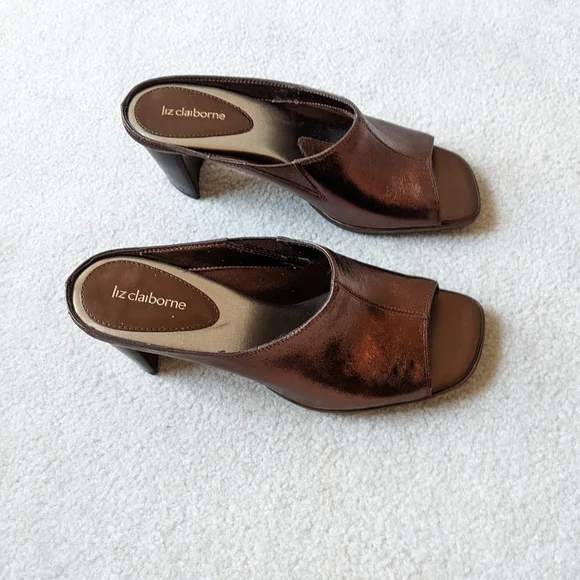 Liz Claiborne bronze leather slides/mules NEW size 8 - Picture 7 of 10